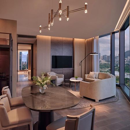 Conrad Shenzhen, The First Art Museum Hotel In Greater Bay Area With The Stunning Bay And Sunset View In The Hotel Terrace Exterior foto