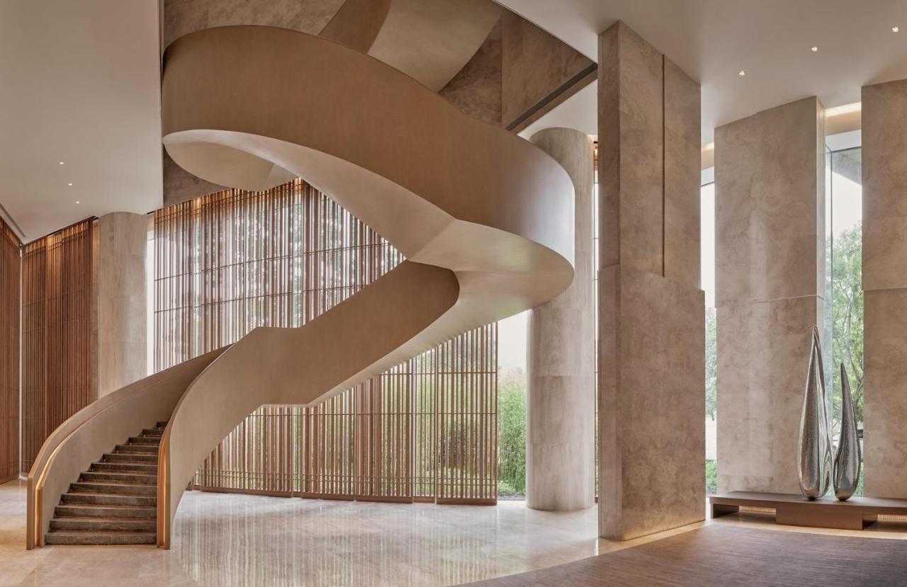 Conrad Shenzhen, The First Art Museum Hotel In Greater Bay Area With The Stunning Bay And Sunset View In The Hotel Terrace Exterior foto