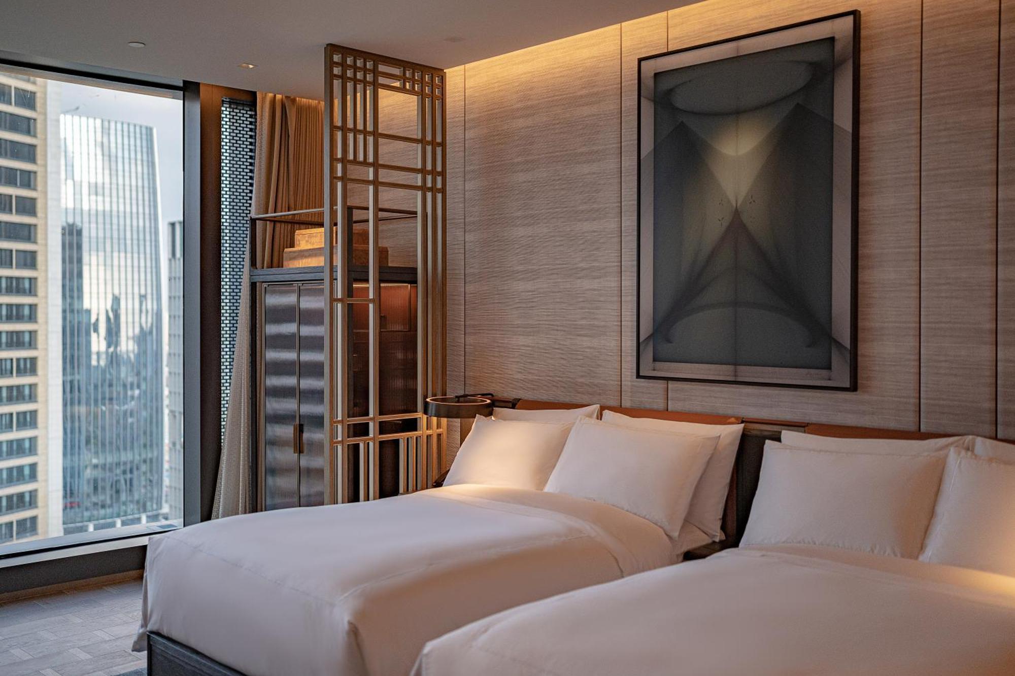 Conrad Shenzhen, The First Art Museum Hotel In Greater Bay Area With The Stunning Bay And Sunset View In The Hotel Terrace Exterior foto