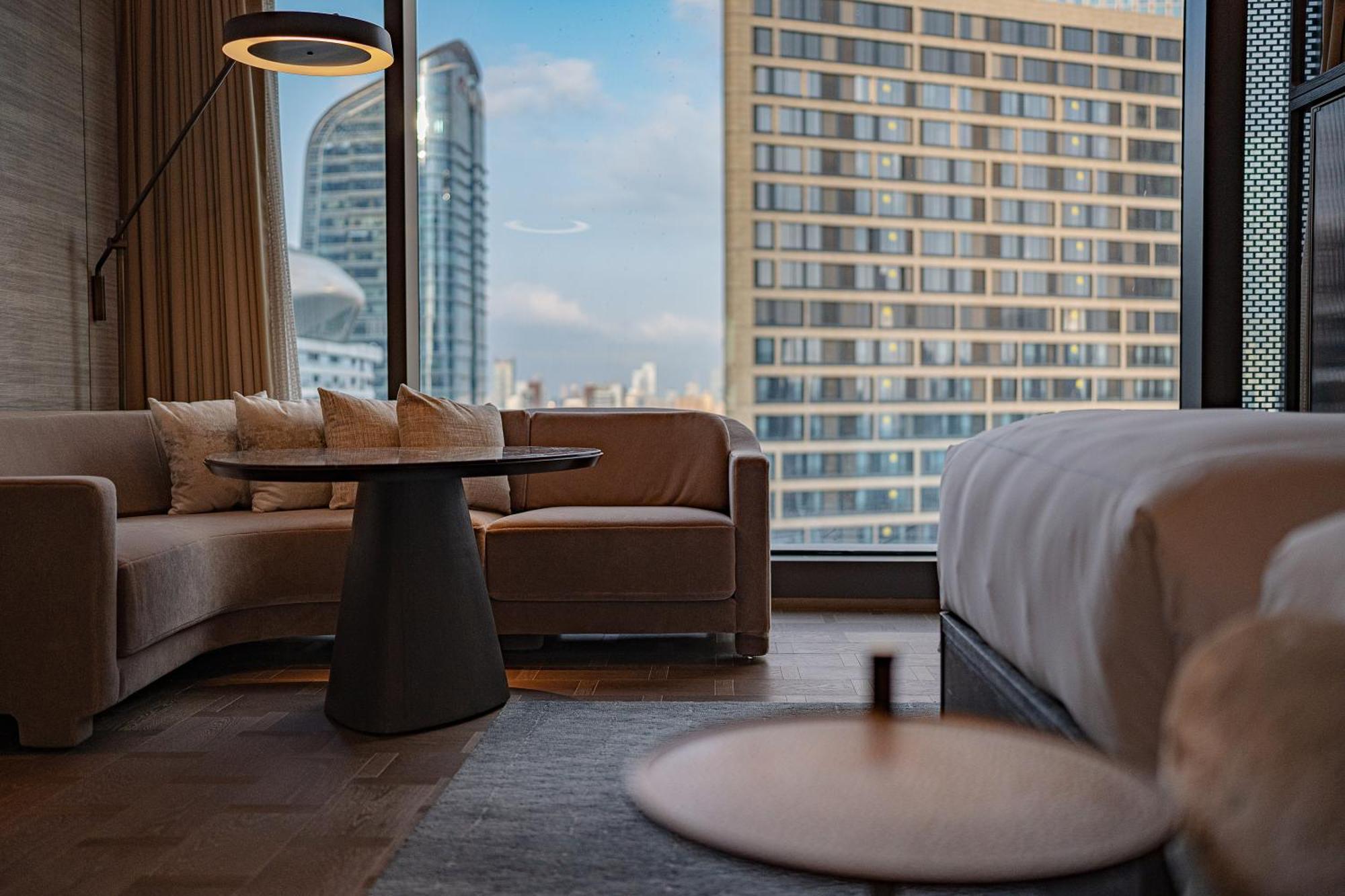 Conrad Shenzhen, The First Art Museum Hotel In Greater Bay Area With The Stunning Bay And Sunset View In The Hotel Terrace Exterior foto